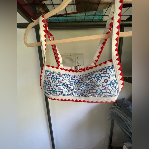 chic patterned bikini - Picture 8 of 9